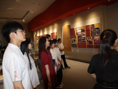 【暑期社会实践】淮北师范大学“红色文艺轻骑兵”文化艺术服务团赴苏尼特右旗学习交流实践