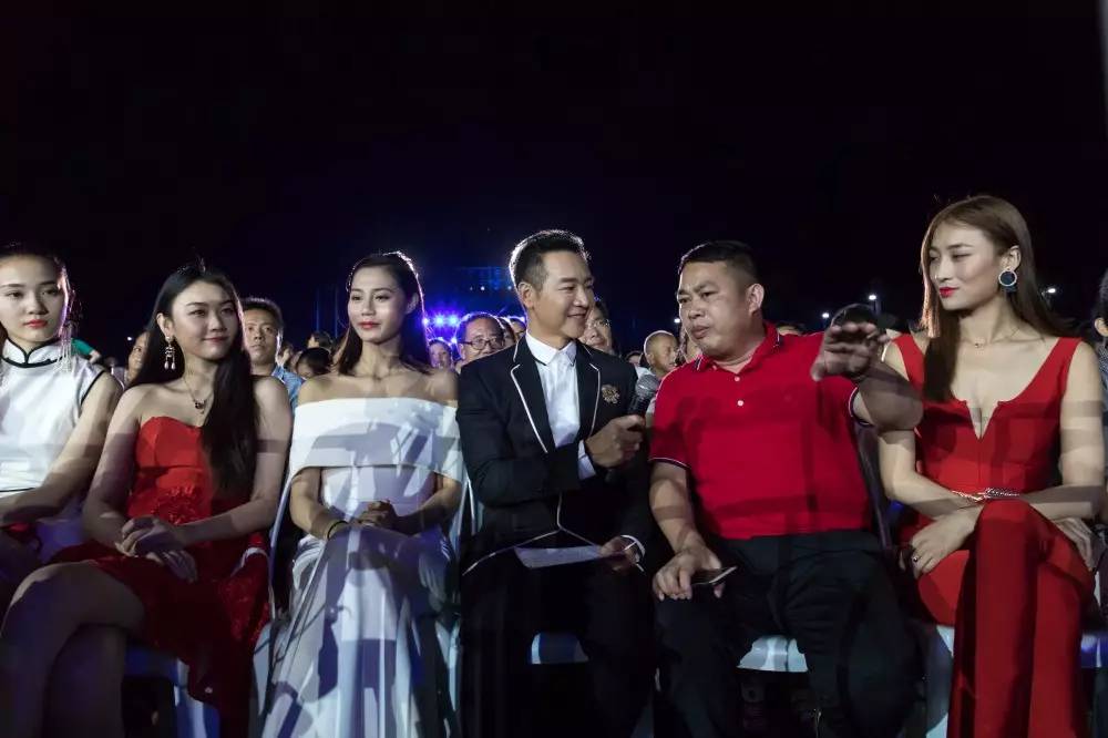 b6bd27ec6858437f90f41c89862ffb24_th