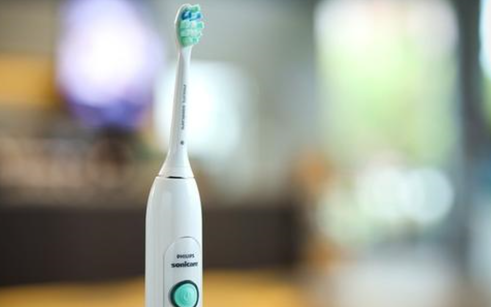 BYCOO对比欧乐B等品牌，电动牙刷哪款好用值得买！