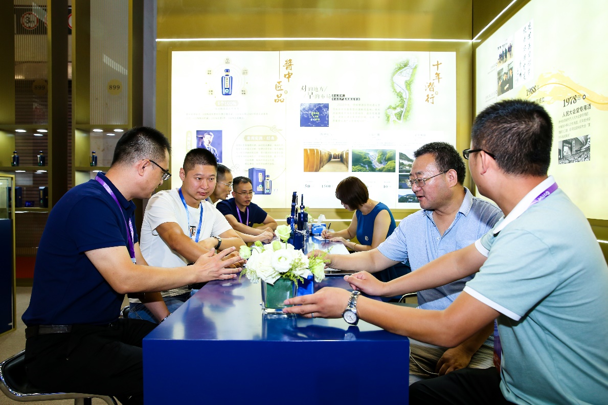 C:\Users\LUENME~1\AppData\Local\Temp\WeChat Files\7c92727d8e0be55622071617232a529.jpg