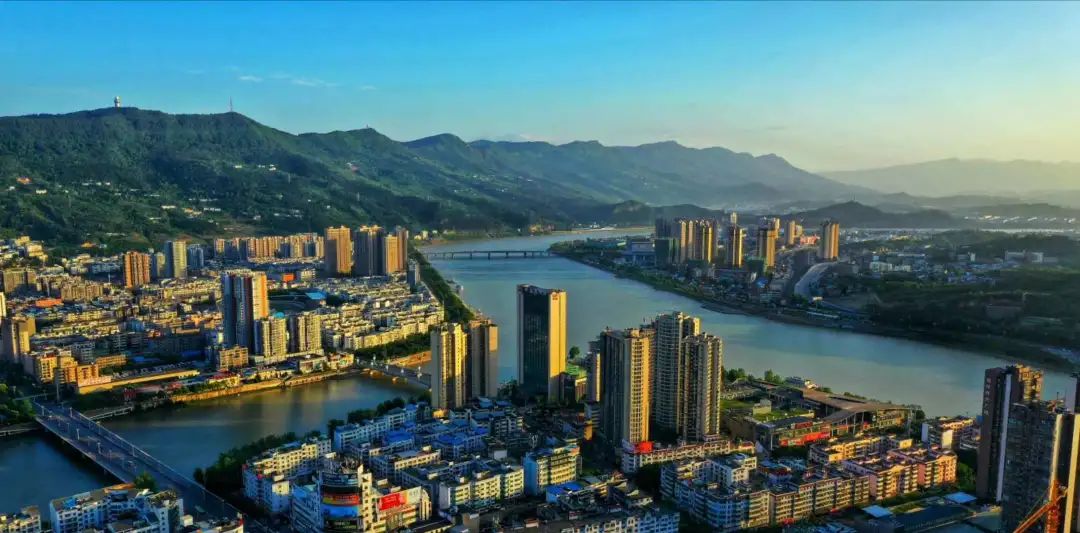 下西正在蜕变为广元城市发展新引擎,区域将再次成为房企布局焦点.