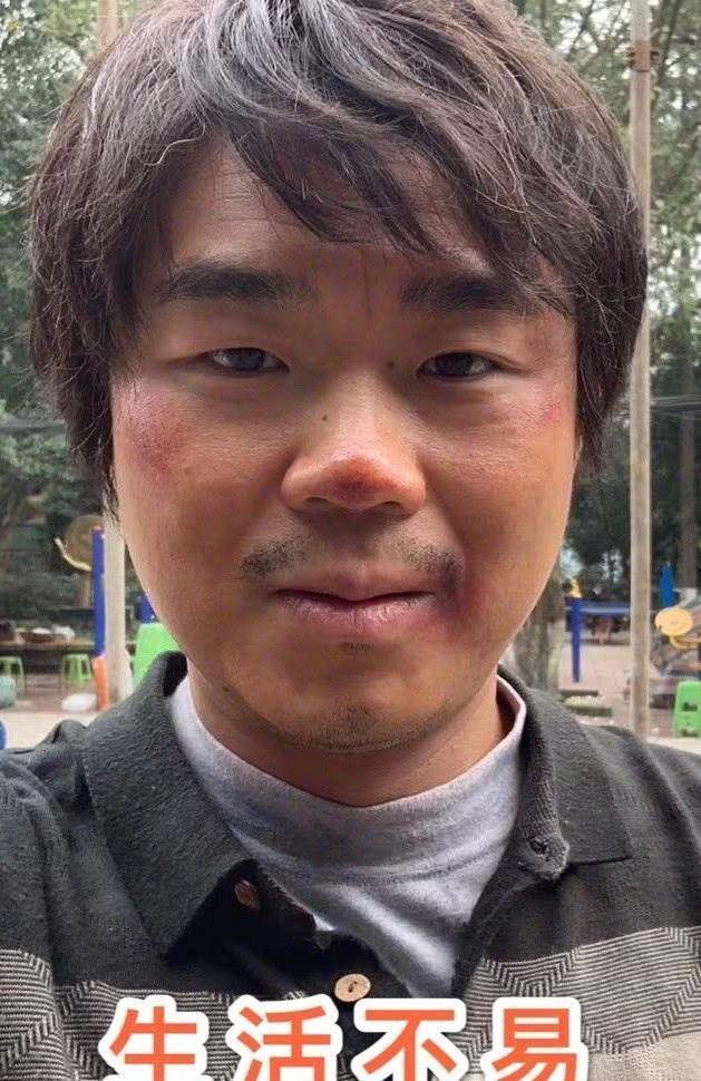 月瘦20斤，还练出了马甲线！屌丝男士大鹏实力上演屌丝的逆袭！ - 电影资讯(早游戏)