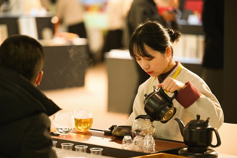 http://img.toumeiw.cn/upload/images/20211208/e7412f024666096984f8fe63bfd8e1bd.jpg