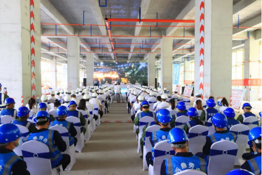 陕建一建集团2022年“安全生产月”启动仪式在陕西数字医药产业园项目举行