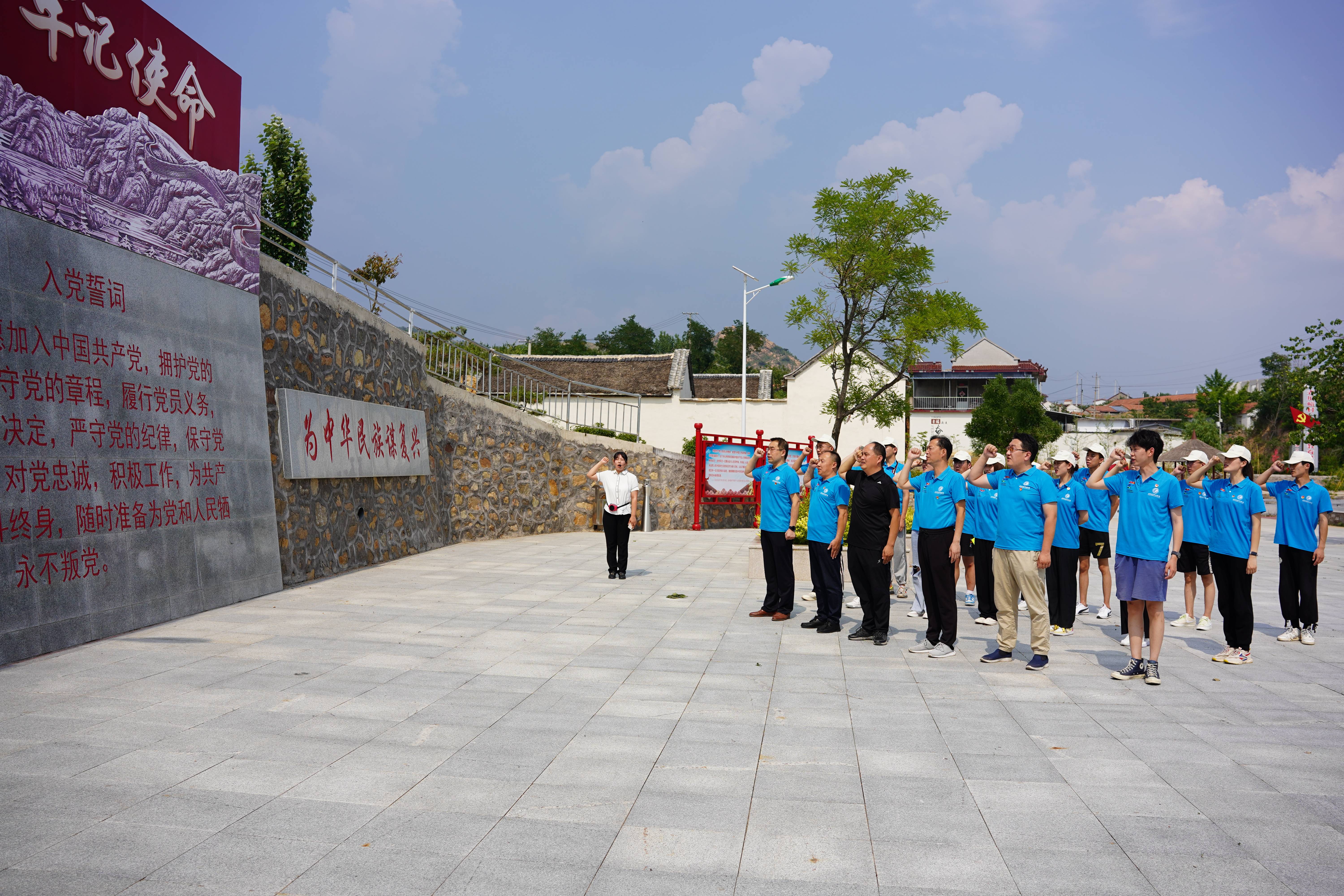 http://img.toumeiw.cn/upload/images/20220620/852f5dbf94d328f685ce45b73bf0e764.jpg