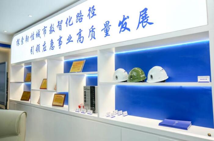 http://img.toumeiw.cn/upload/images/20221118/cbc7e702129a210b9ffabe872f9f6bdb.jpg