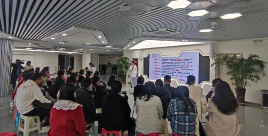 http://img.toumeiw.cn/upload/images/20231113/7836b74b64d9b7e371a650785ee7723a.png