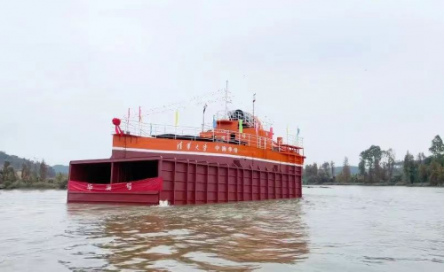 世界首台套全海况高可靠百千瓦级海浪发电船“华清号”成功下水