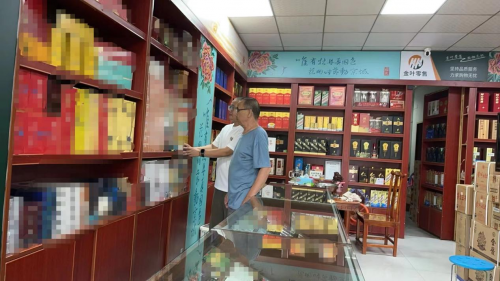 河南鄭州：小店也“瘋狂” 我與客戶共成長