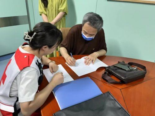 致敬！化学巨匠最后的生命馈赠 兰州大学严世强教授逝世后捐献角膜遗体