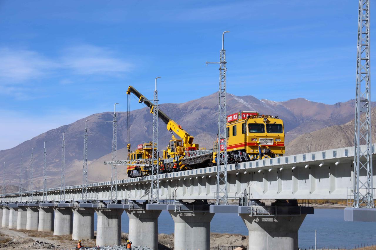 全国铁路建设进入密集投产期 投资持续增长 路网密度加强_https://www.izongheng.net_基建_第1张